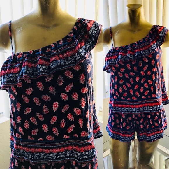 UNI-SHOULDER Ruffled Floral SHORTS SET Small - Picture 2 of 8